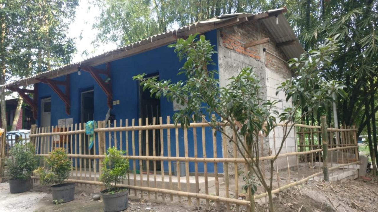 Gerbang Banyu Langit Cottage Бантул Екстер'єр фото